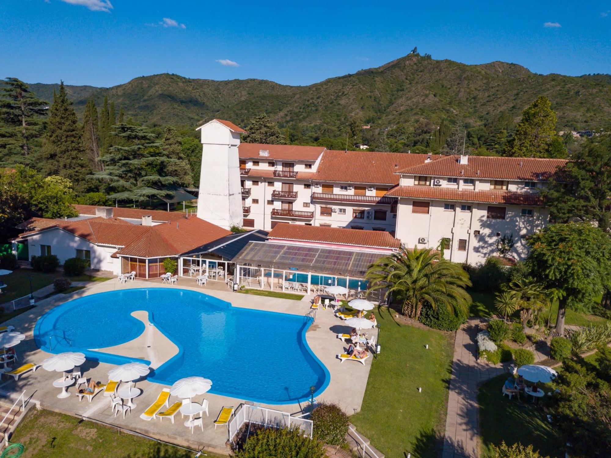 Hotel Edelweiss 贝尔格拉诺将军镇 外观 照片