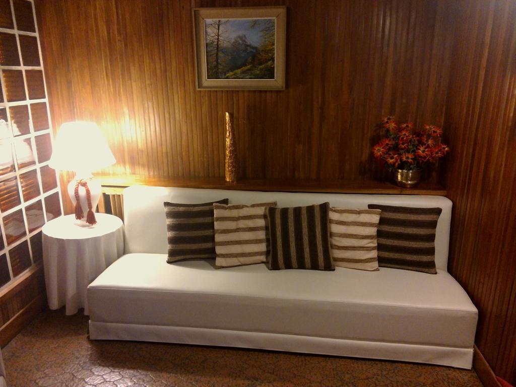 Hotel Edelweiss 贝尔格拉诺将军镇 外观 照片